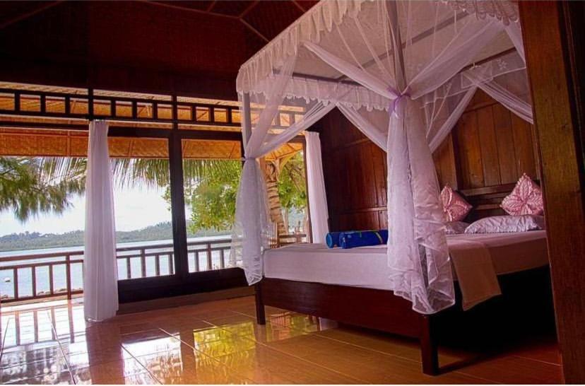 Bolilanga Island Resort - Togean Island Angkayo Exterior foto