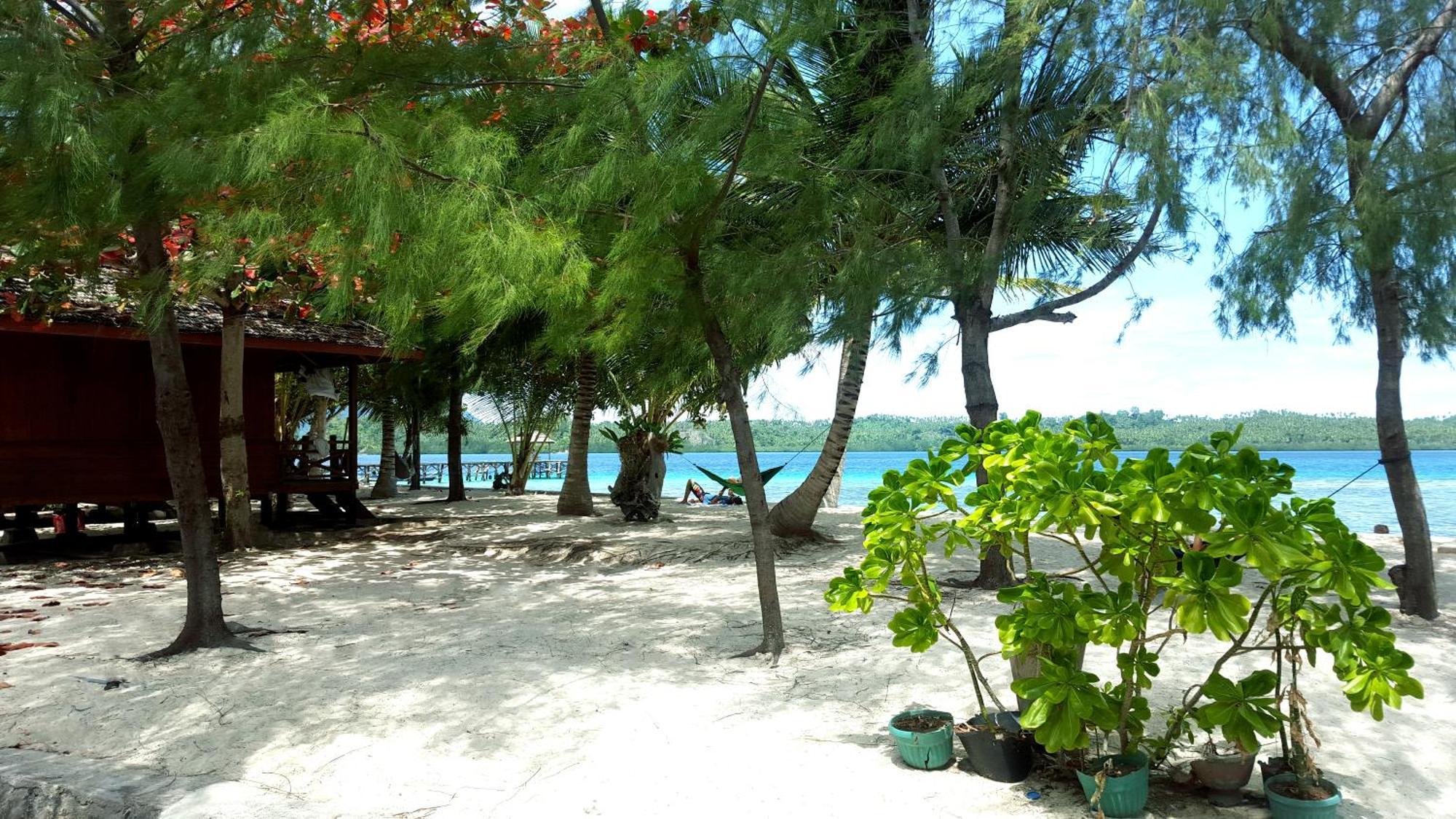 Bolilanga Island Resort - Togean Island Angkayo Exterior foto