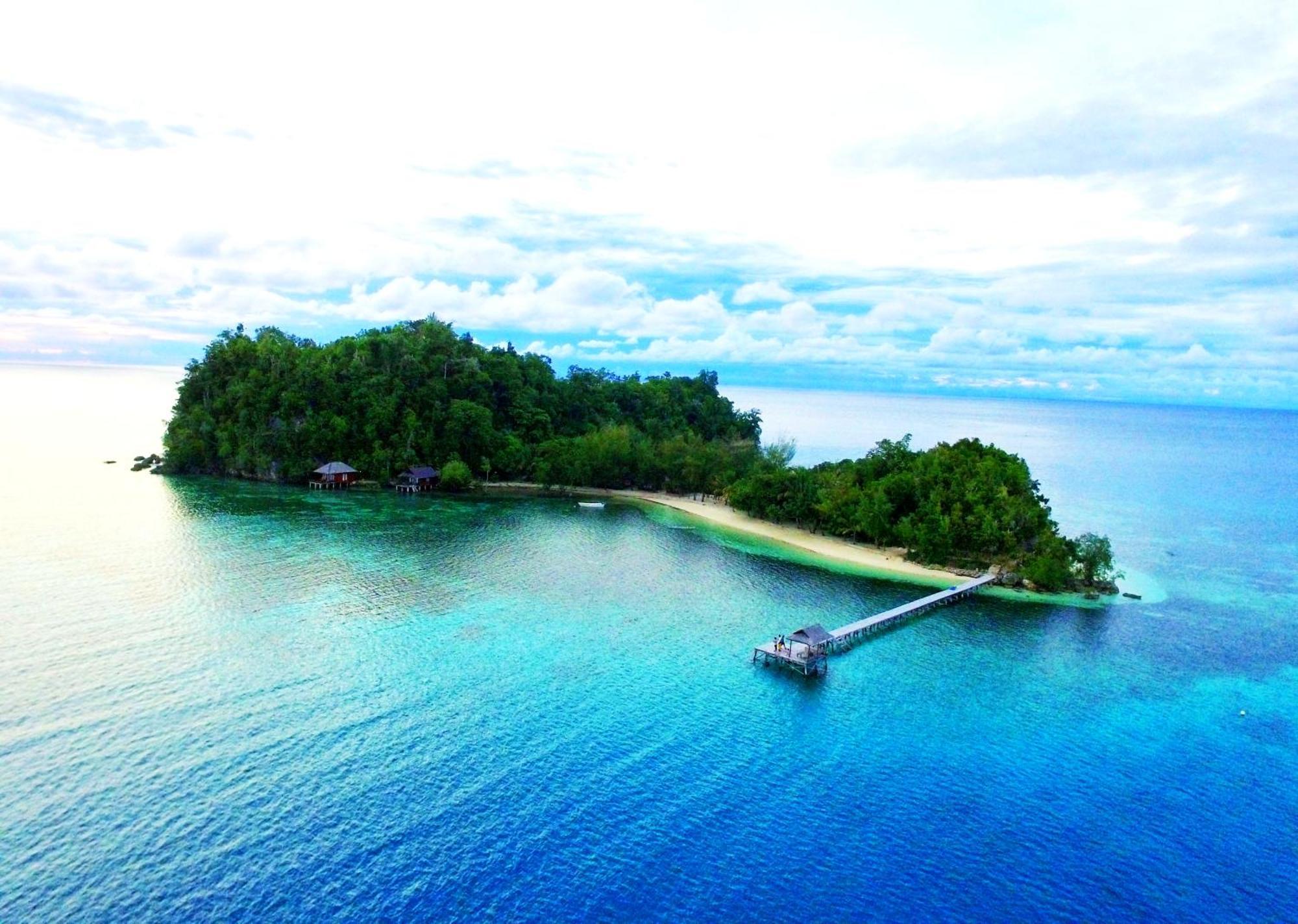 Bolilanga Island Resort - Togean Island Angkayo Exterior foto