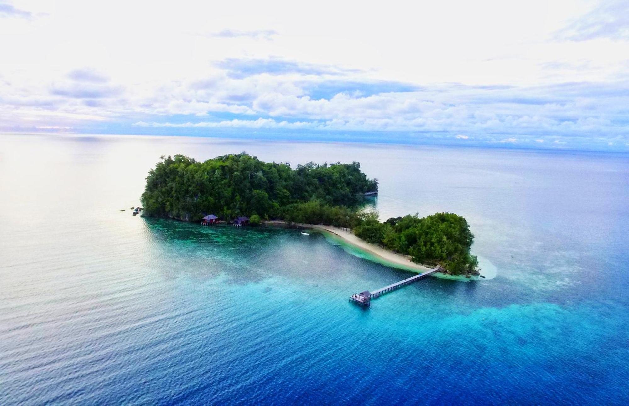 Bolilanga Island Resort - Togean Island Angkayo Exterior foto